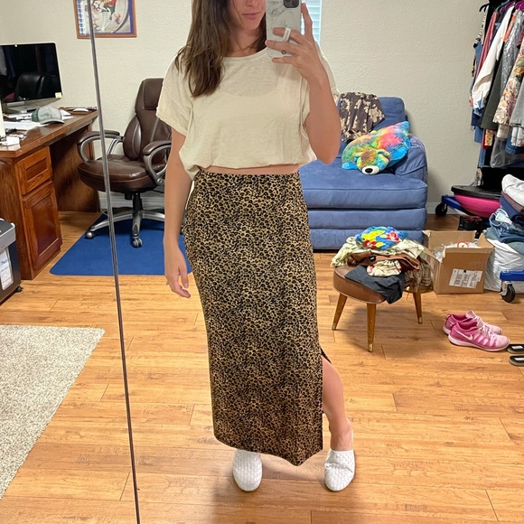 ESSEX USA Cheetah print full skirt, S - Picture 8 of 8